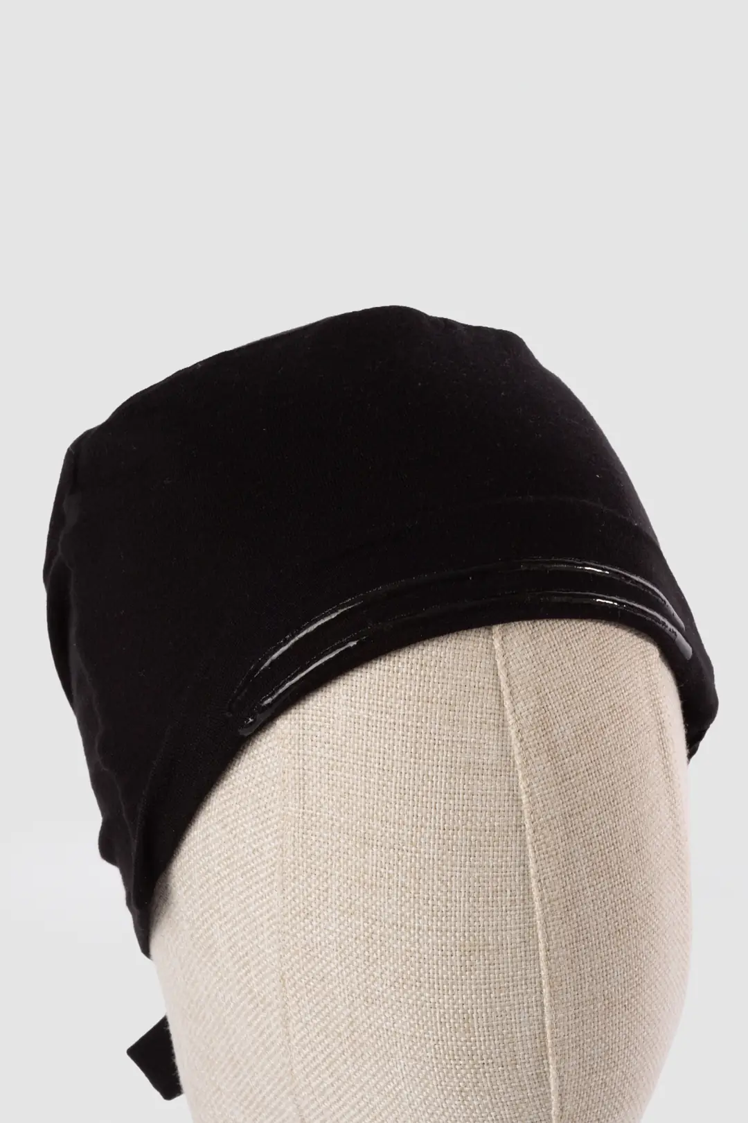 Non-Slip Premium Bone Black 4
