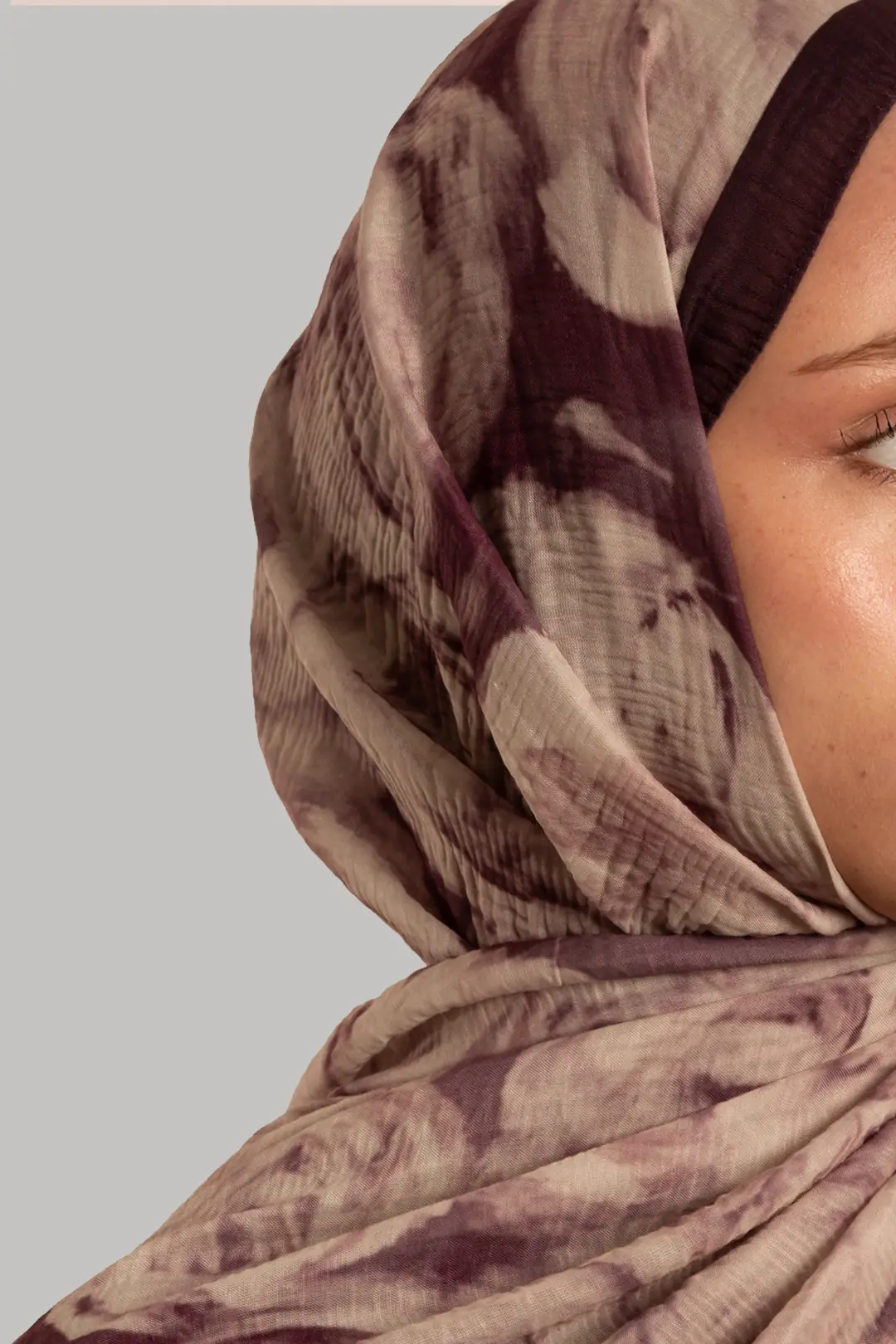 Muslin Ethereal Patterned Muslin Shawl, Plum 3