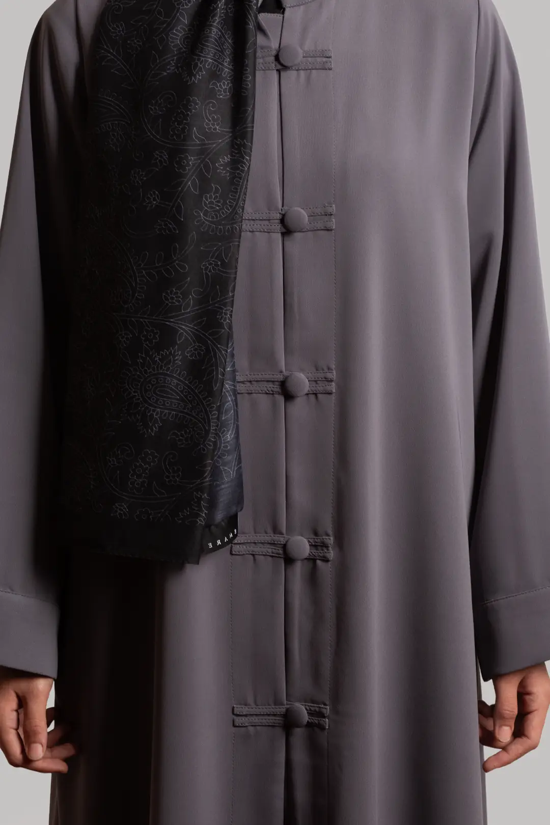 Birit Detaylı Abaya Gri 4