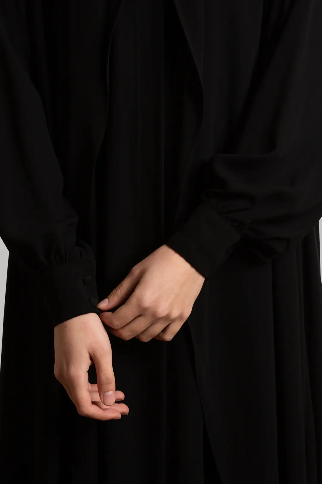 Larin Düğmeli Ferace Siyah 9