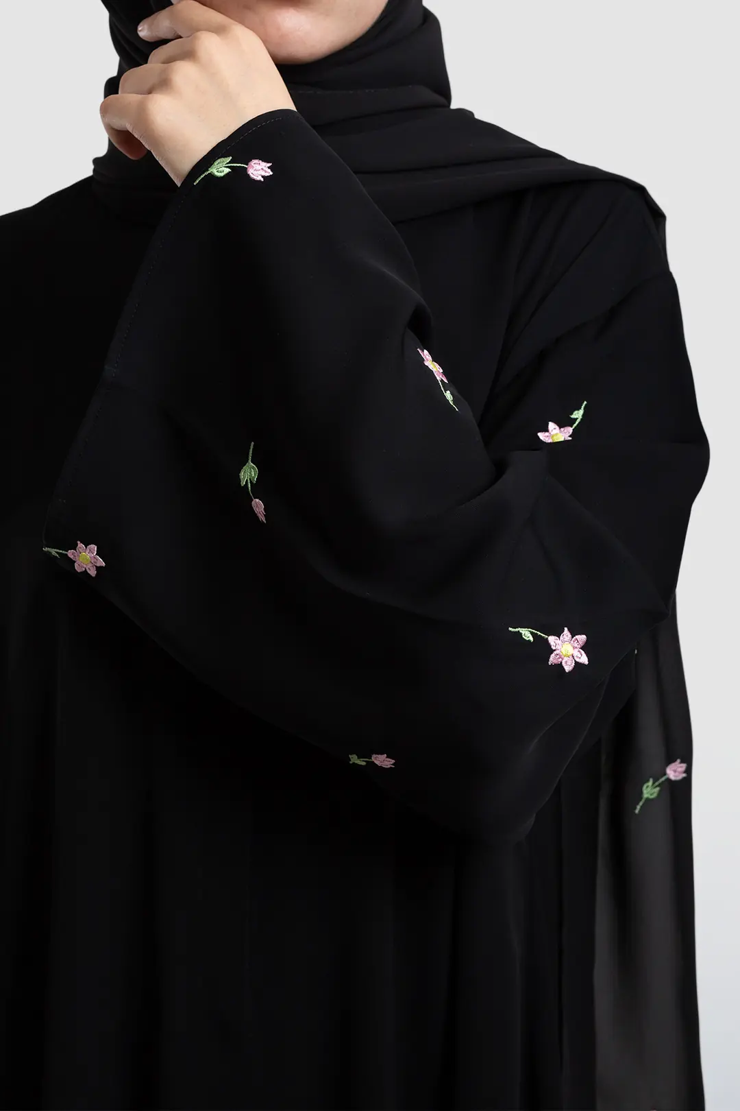 Embroidered Abaya Set Black 7