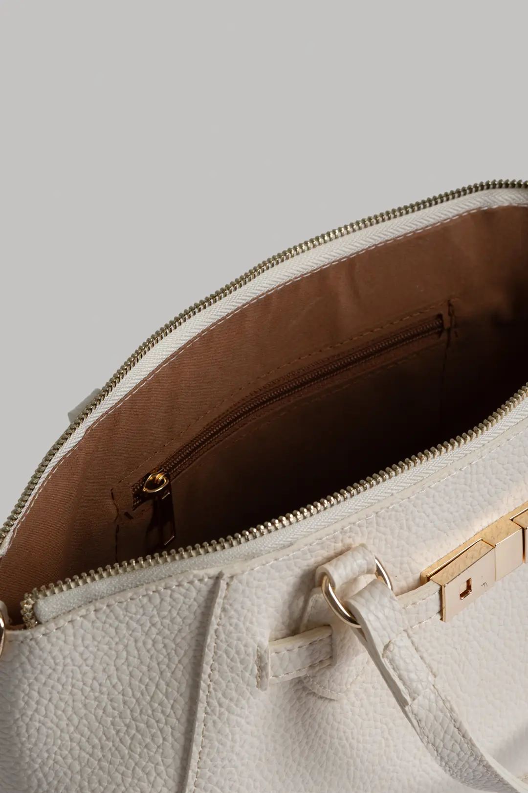 Buckle Handbag 7