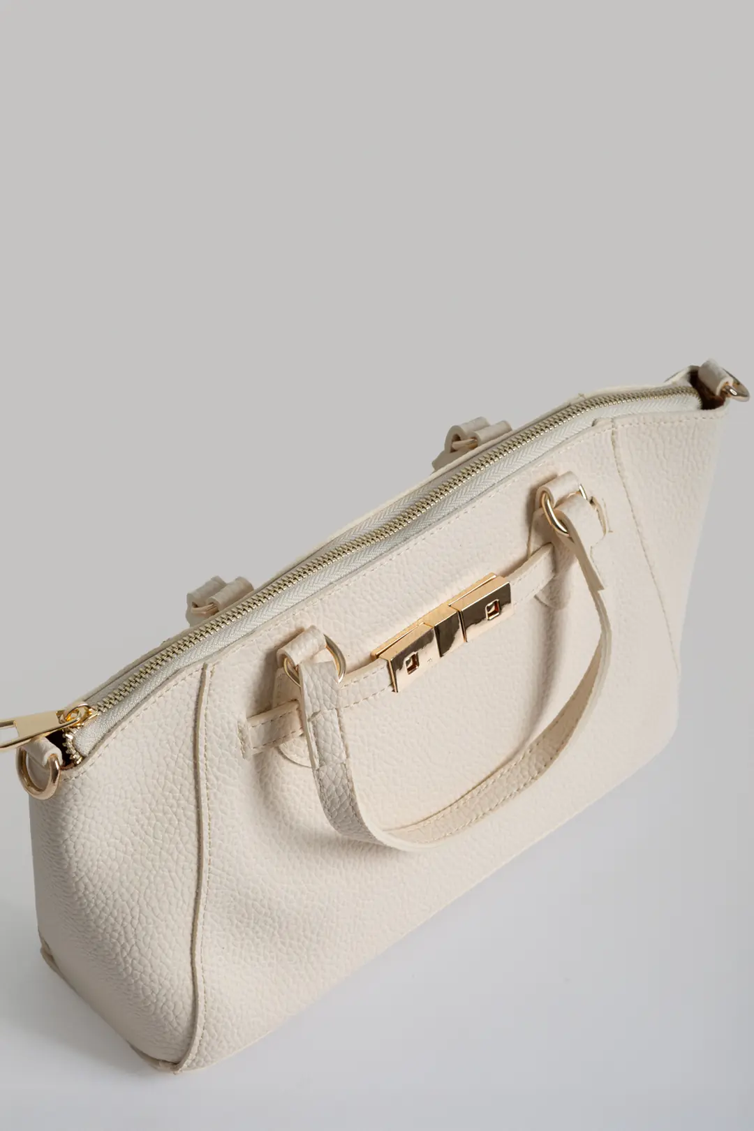 Buckle Handbag 8