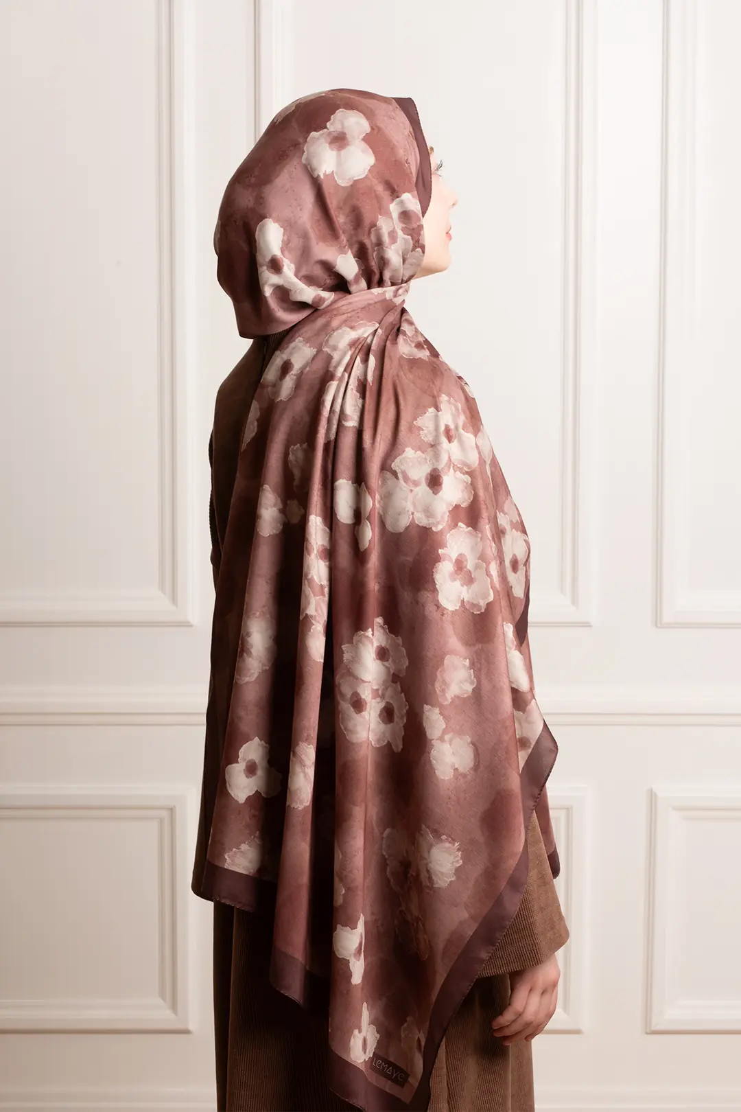 Autumn Serenade Patterned Soft Shawl Rose Brown 8