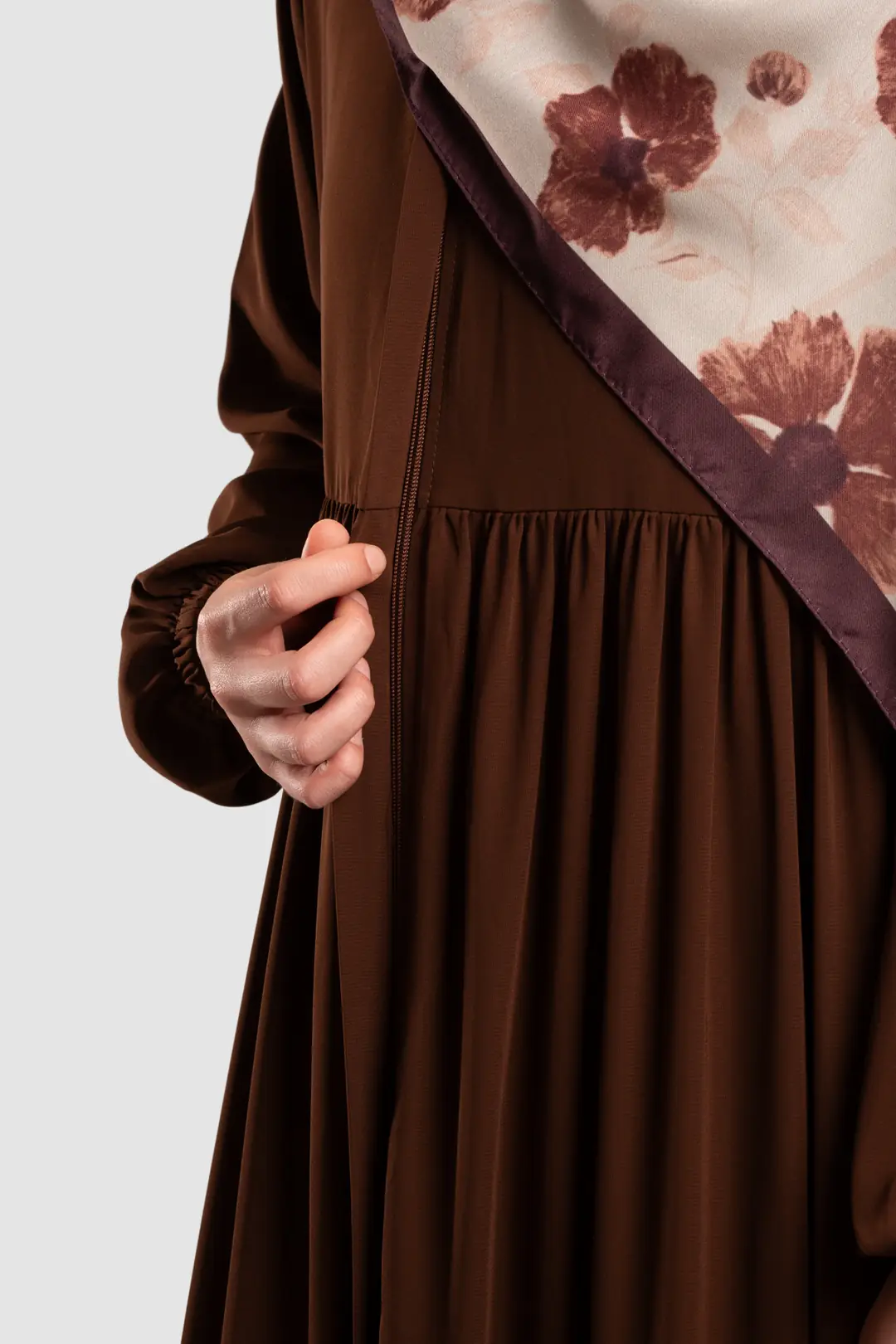 Duru Zippered Abaya in Dark Brown 6