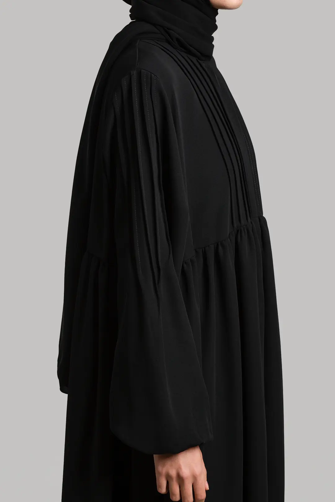 Ribbed Detail Zippered Abaya Black 3