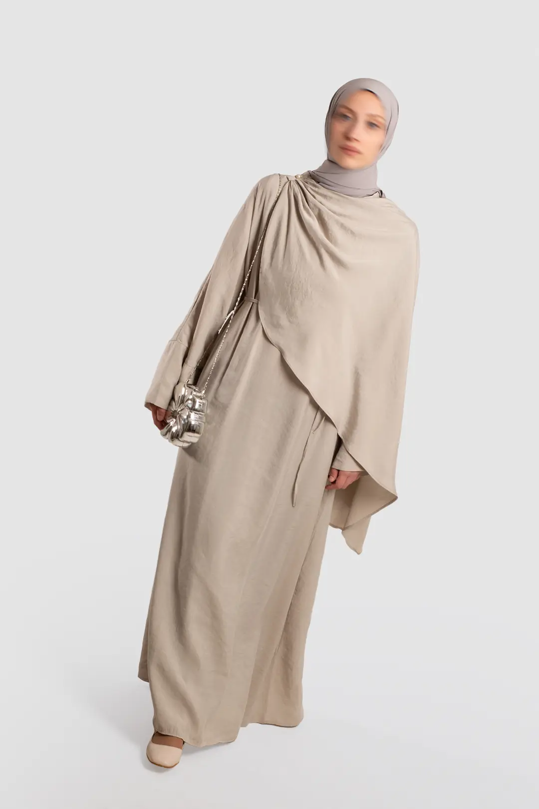 Tak Çıkar Pelerinli Abaya Taş 4