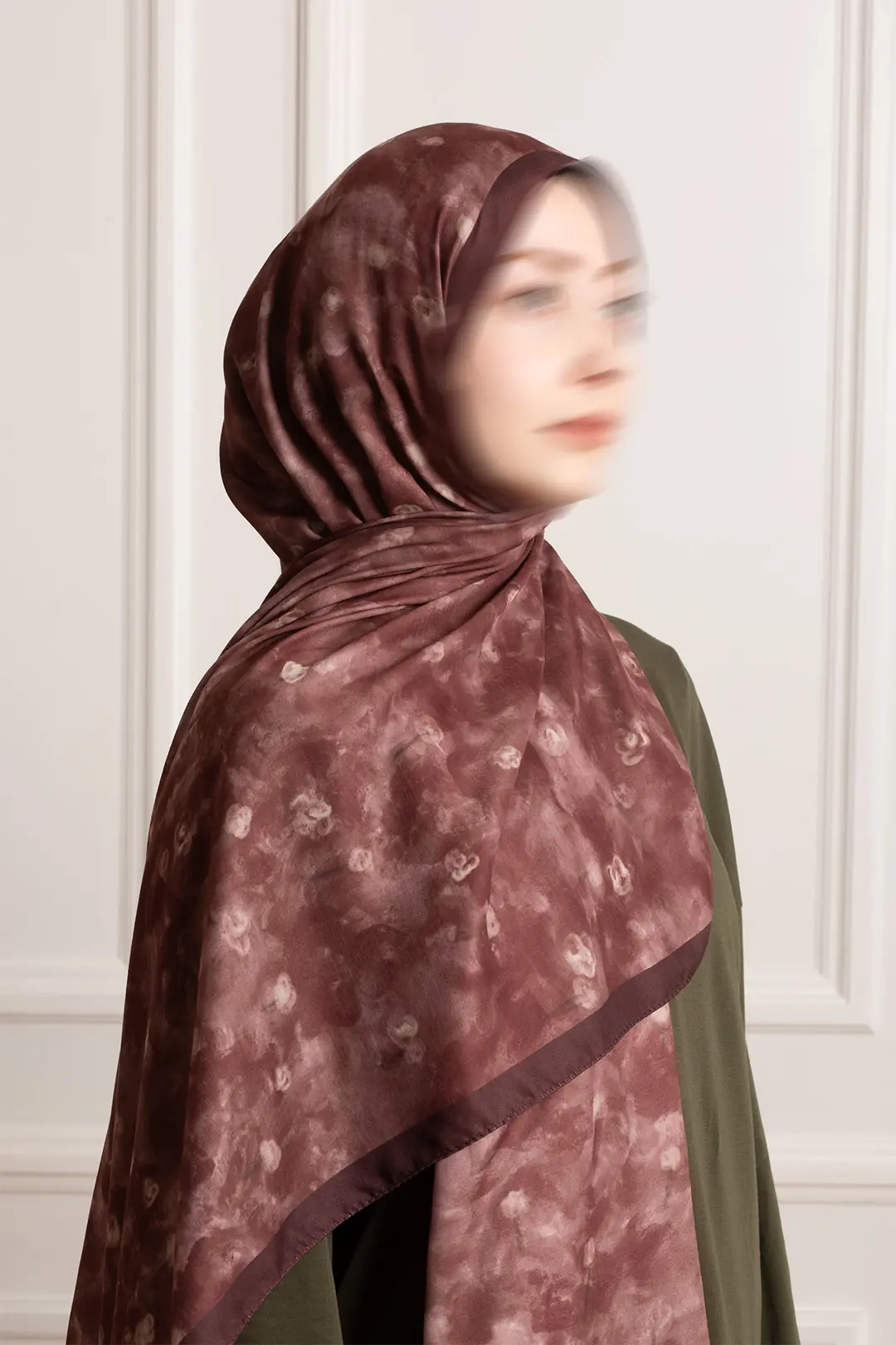 Distant Garden Patterned Soft Shawl Tile 6
