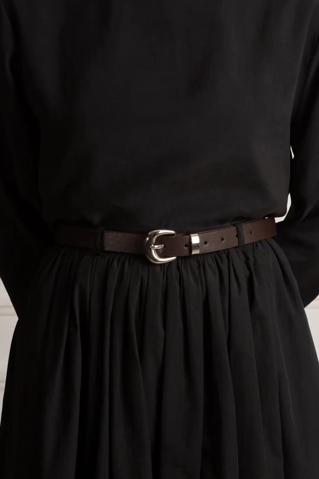 Thick Oval Buckle Leather Belt, Brown 3