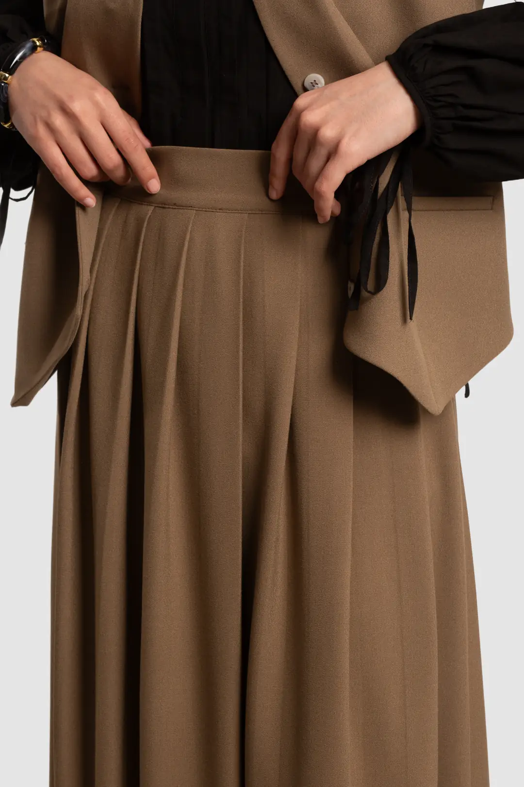 Pleated Viscose Skirt, Mink 6