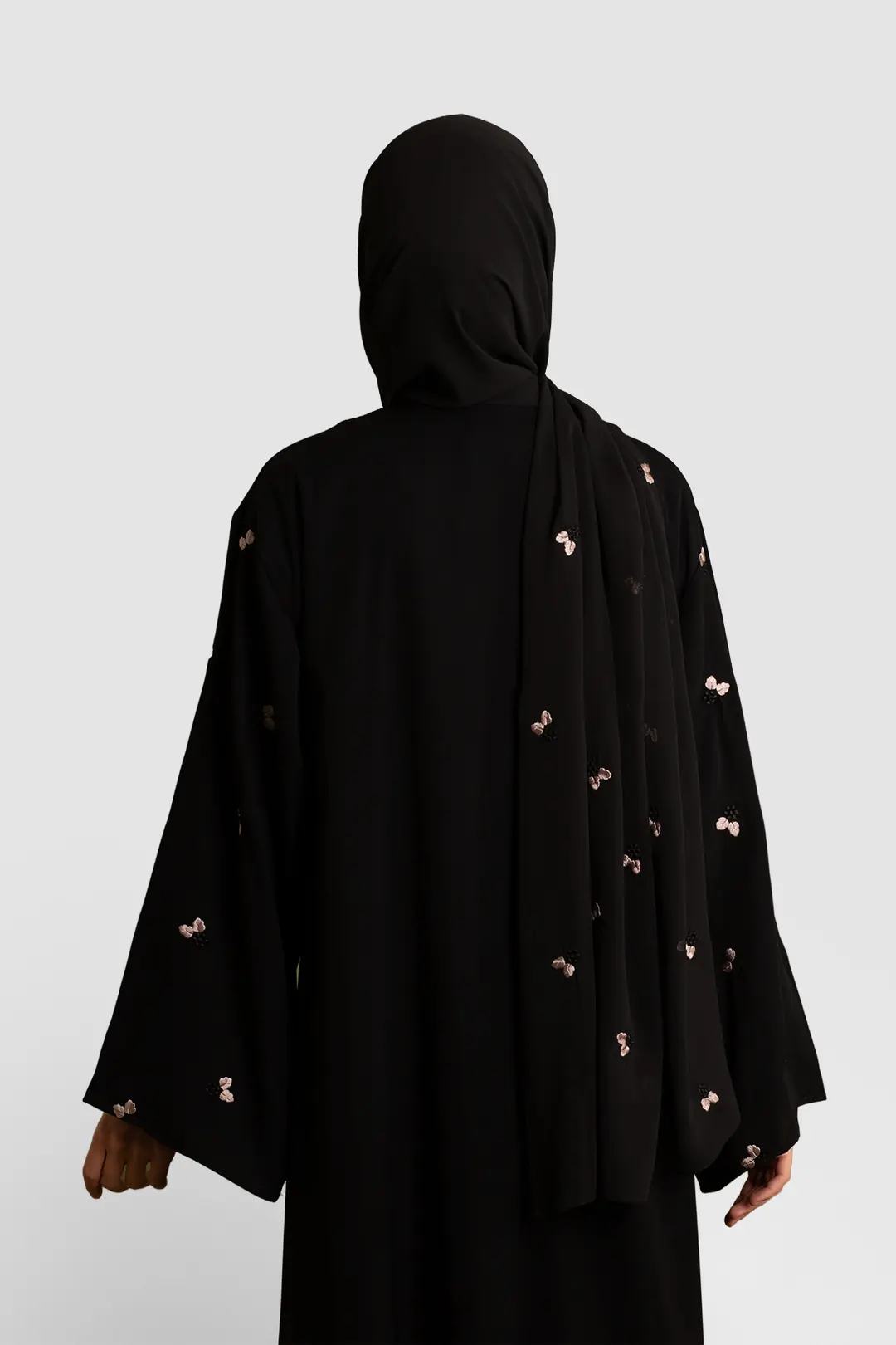 Minimal Yaprak Motifli Abaya Takım Bej 9
