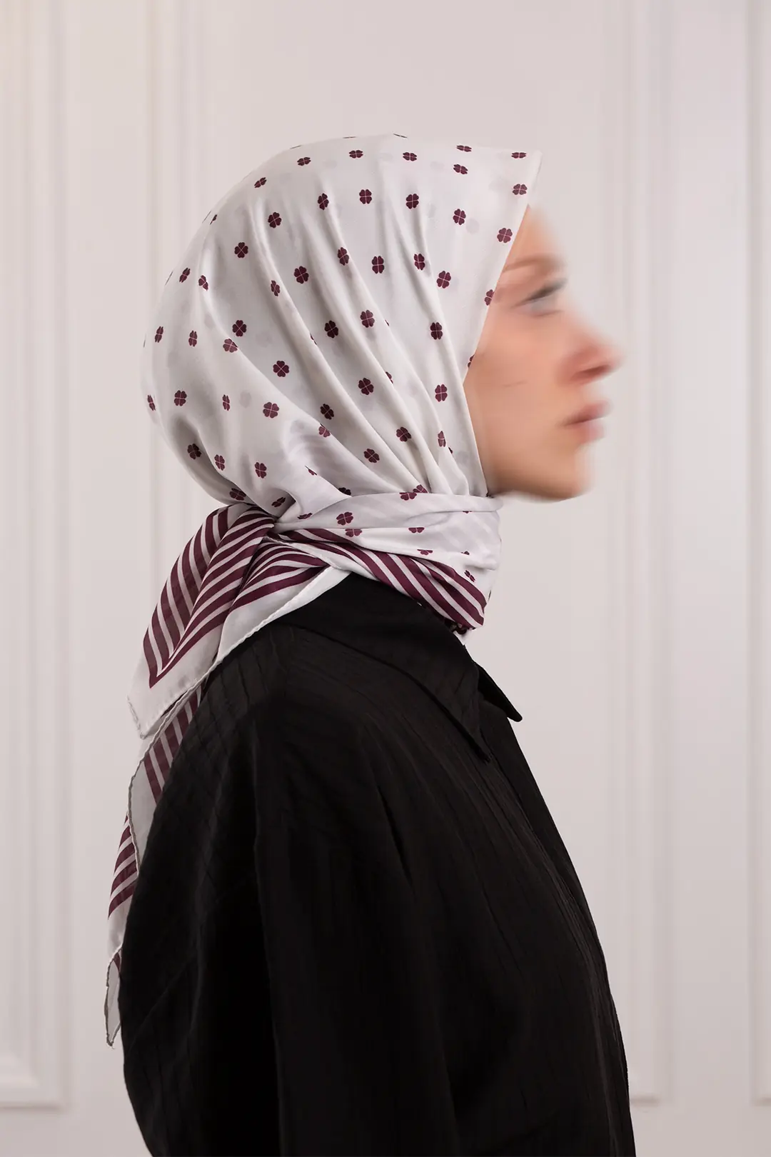 Çiçek Puantiye Desenli Soft Eşarp Bordo 7