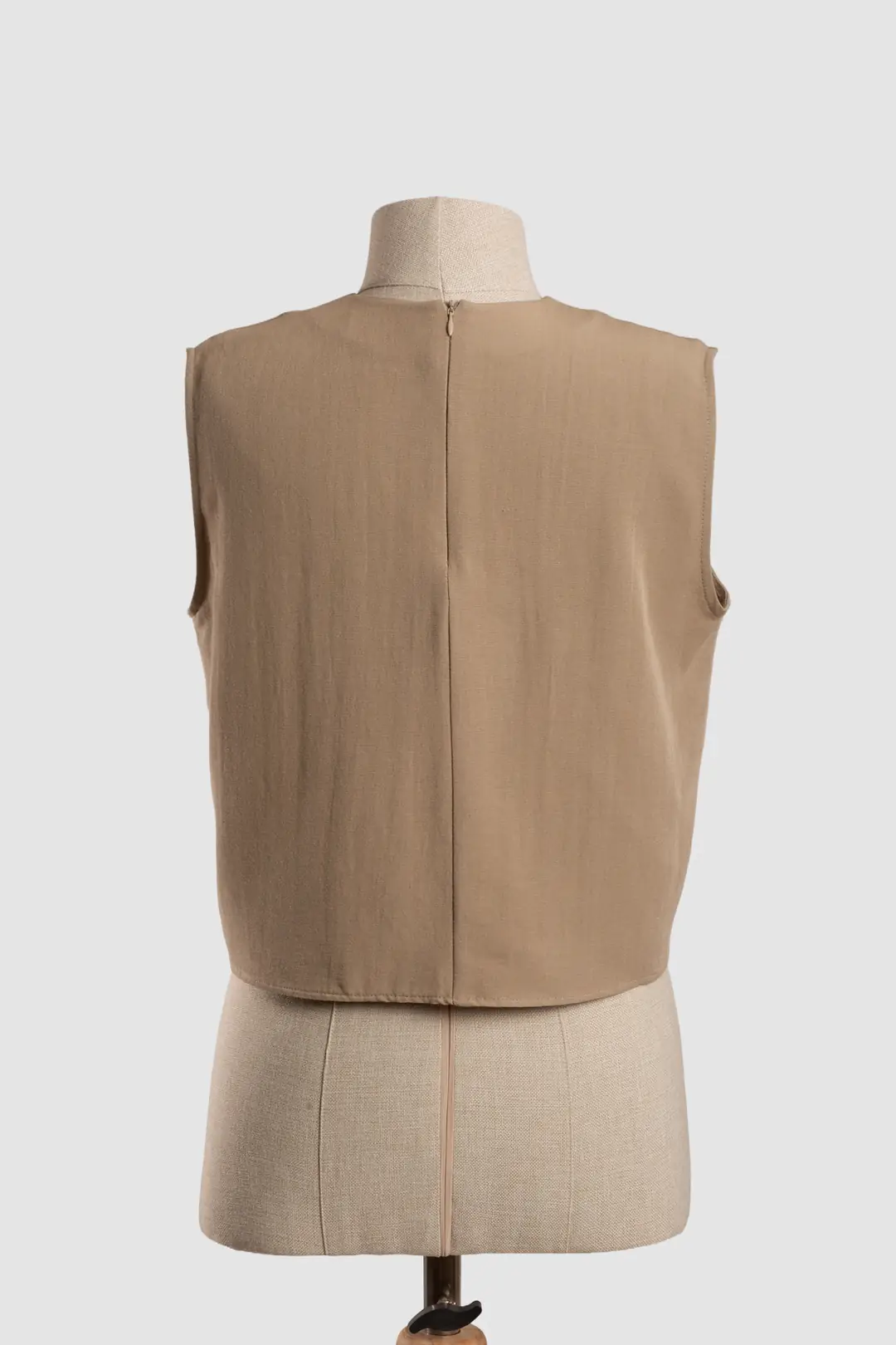 Linen Sleeveless Blouse Soft Green 3