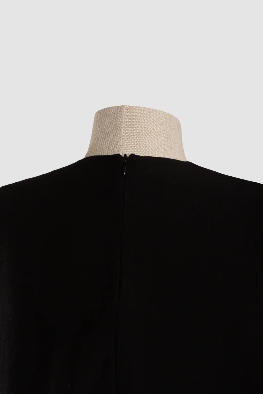 Linen Sleeveless Blouse Black 3
