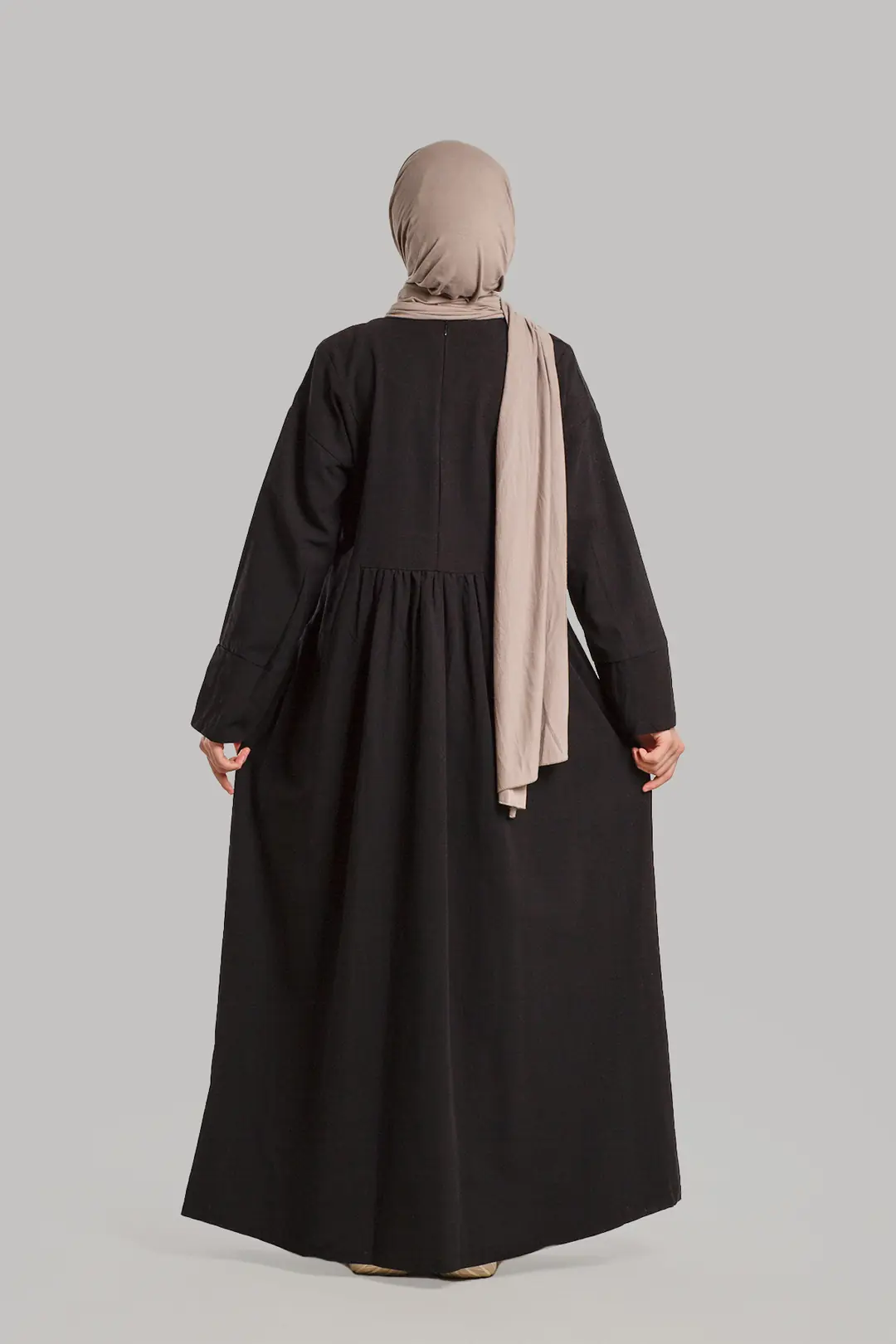 Minimal Pileli Keten Elbise Siyah 7