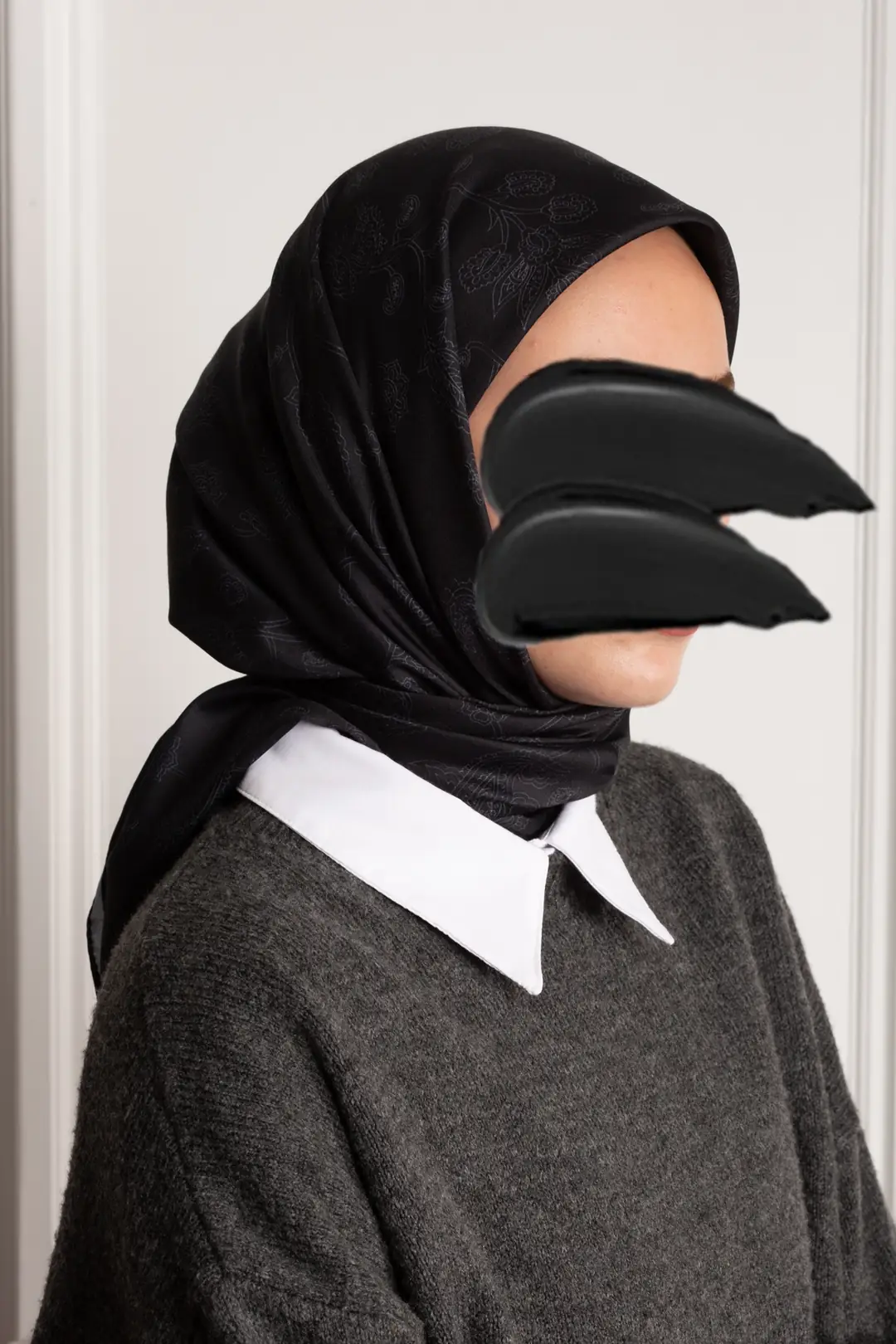 Night Ivy Patterned Soft Scarf Black 4