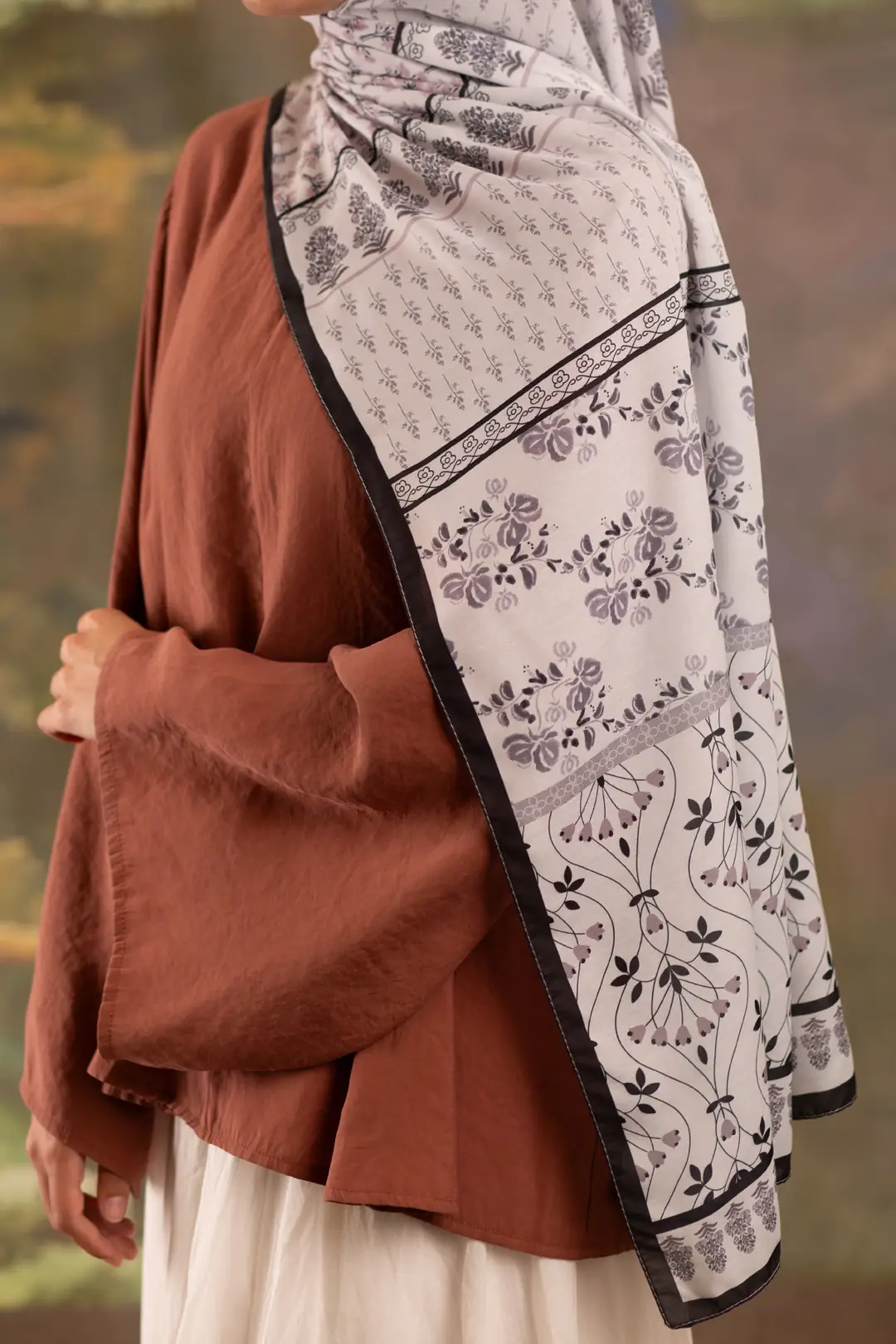 Floral Harmony Desenli Soft Şal Siyah 3