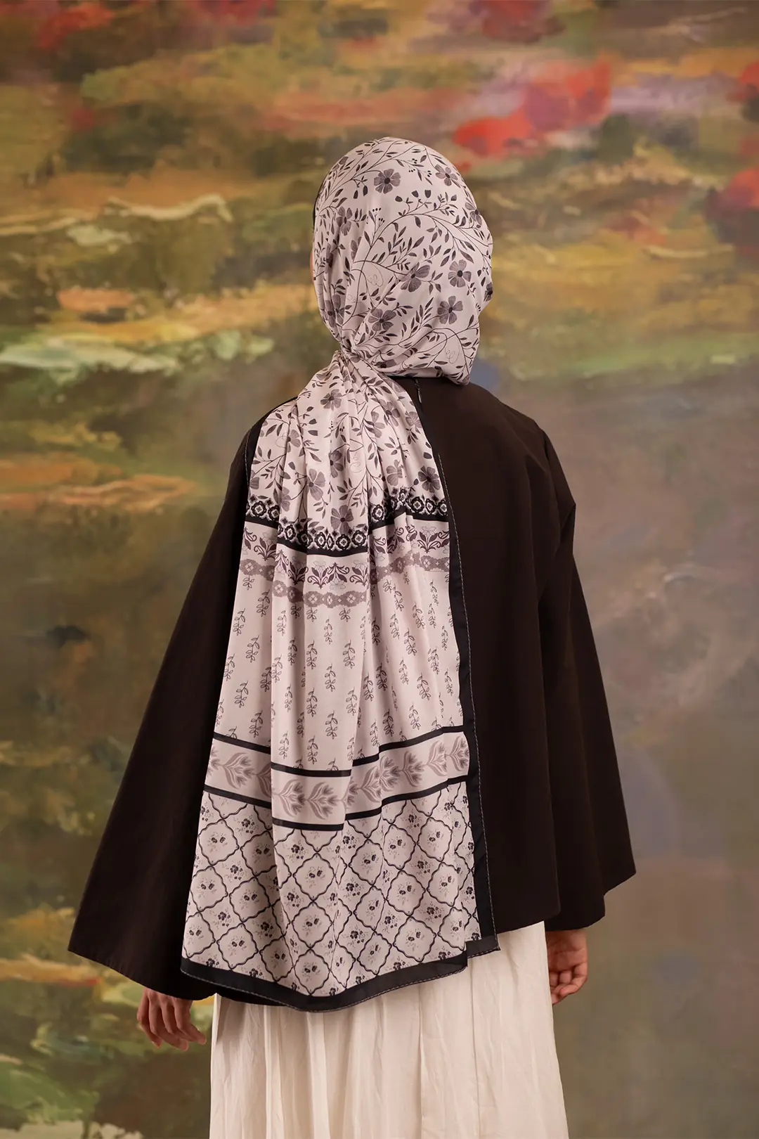 Flora Desenli Soft Şal Siyah 8