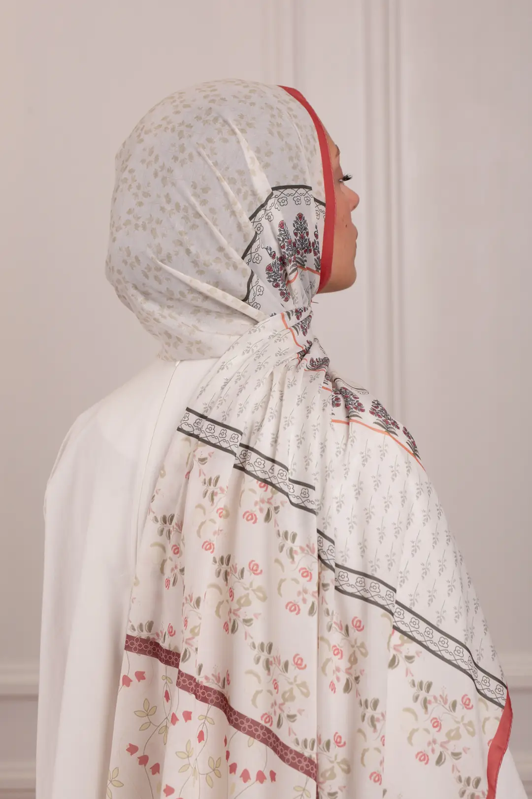 Floral Harmony Desenli Soft Şal Nar Çiçeği 6