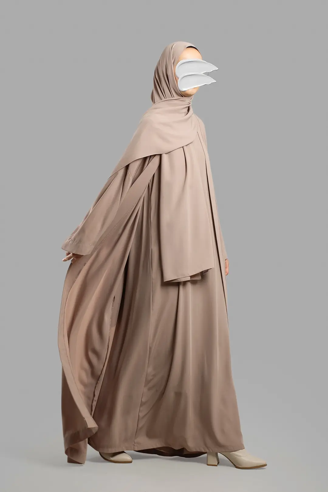 Medina Silk Abaya Set with Stones