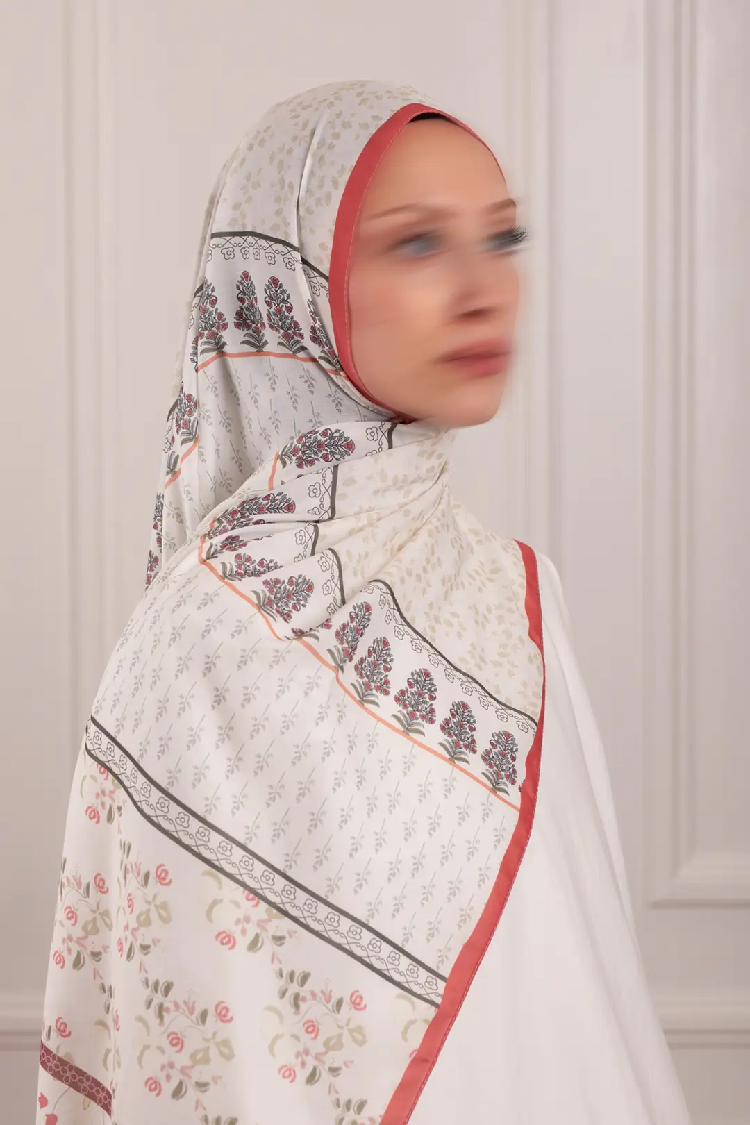 Floral Harmony Desenli Soft Şal Nar Çiçeği 2