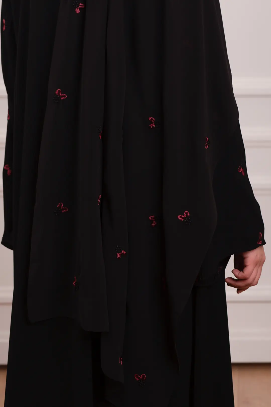 Minimal Yaprak Motifli Şifon Şal Bordo 7