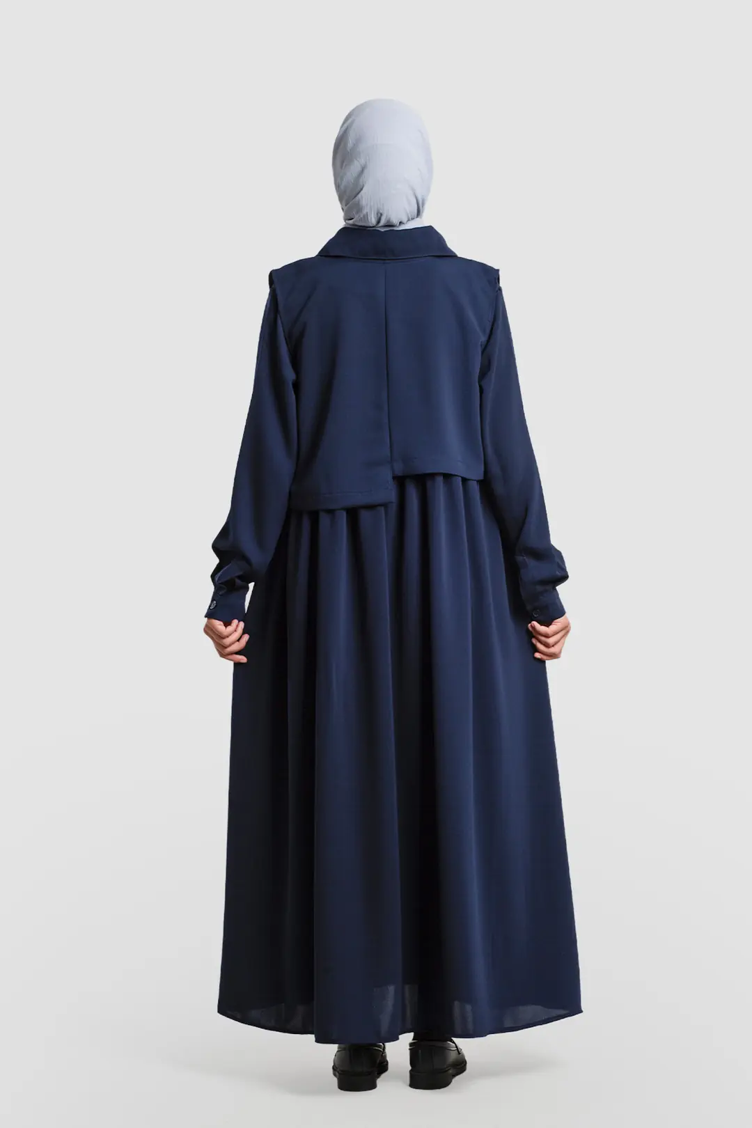 Vest-style abaya, navy blue. 5