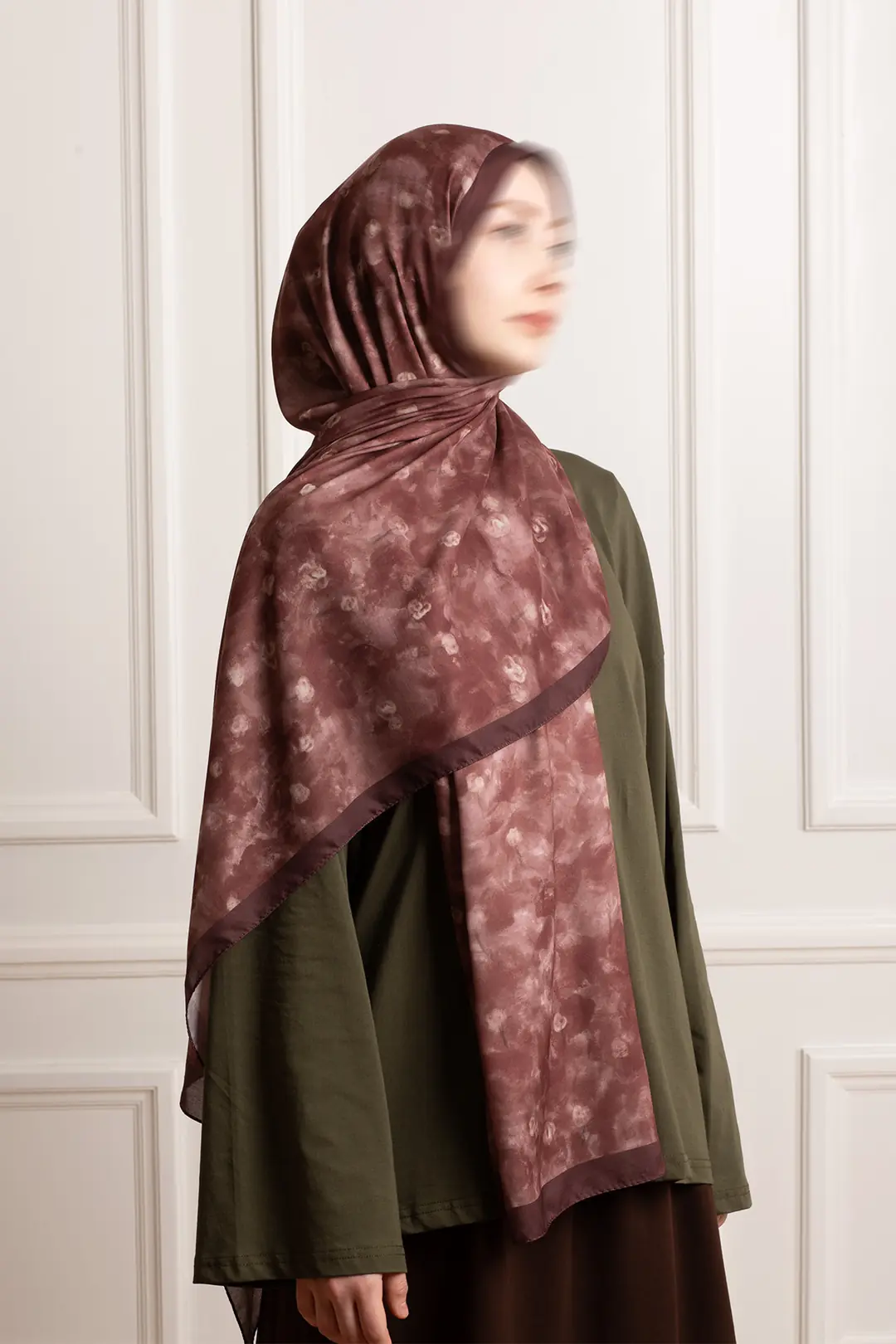 Distant Garden Patterned Soft Shawl Tile 4