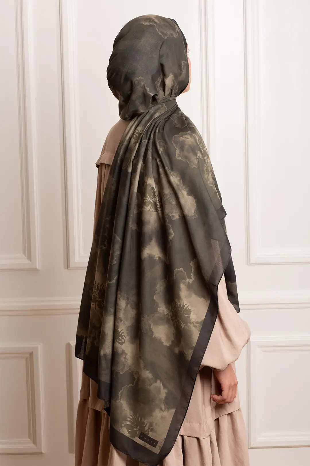 Puslu Bahçe Desenli Soft Şal Haki 9