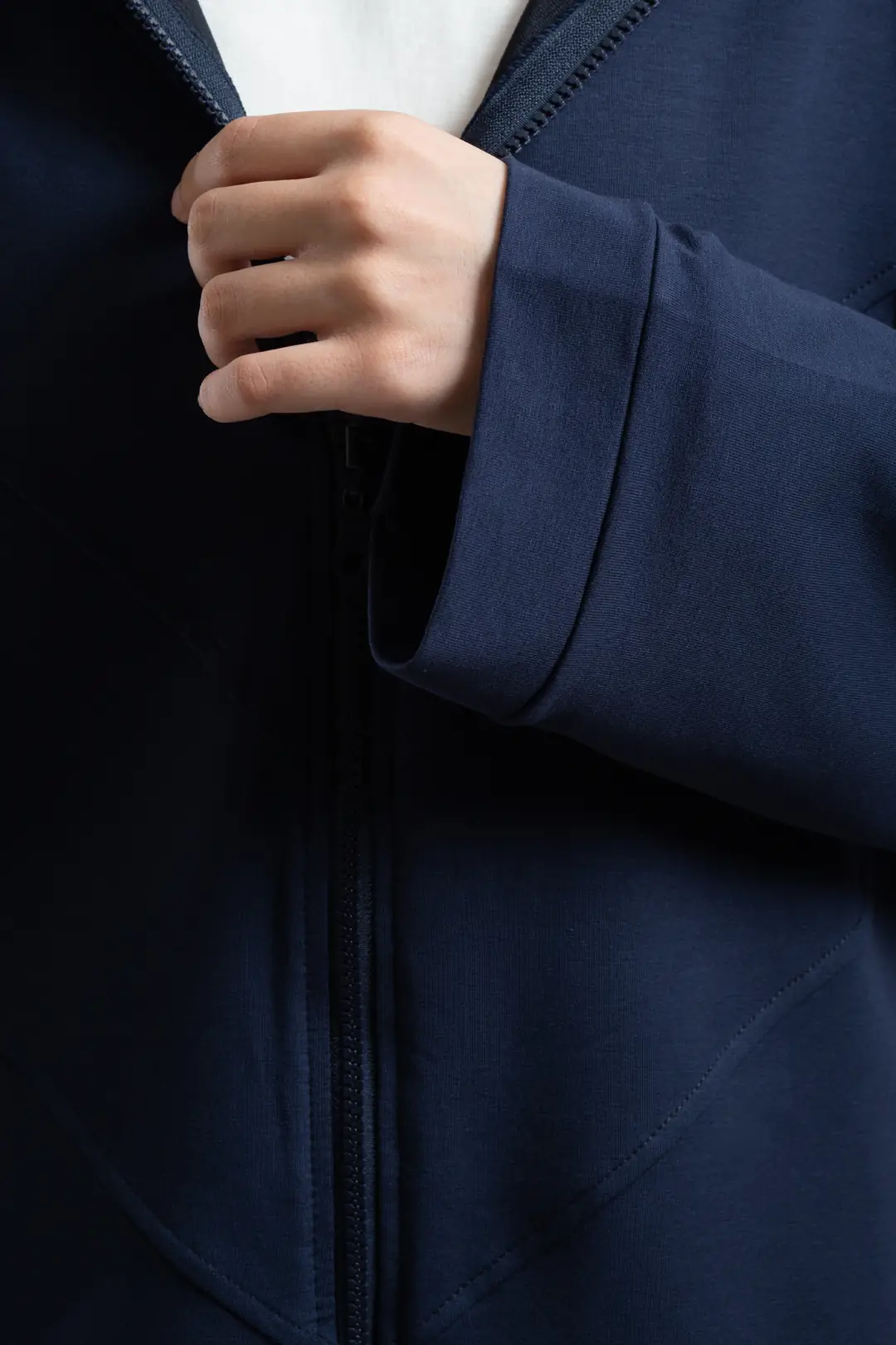 Form-stitched zip-up sweatshirt, navy blue. 5