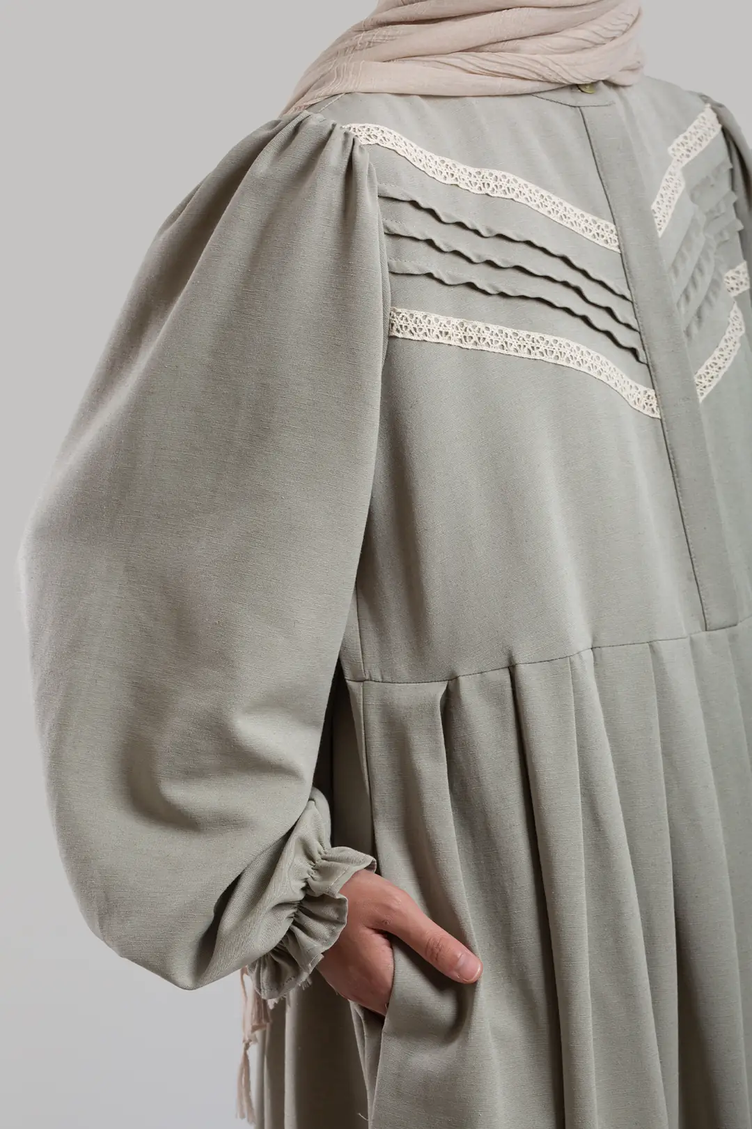 Lace Detail Linen Dress Soft Green 4