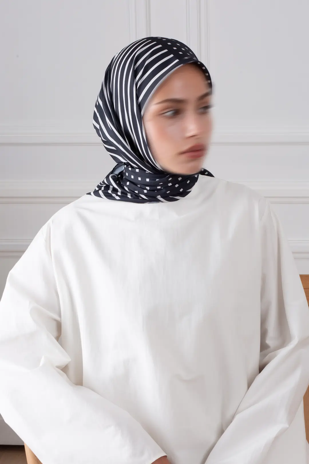 Çizgi Desenli Soft Eşarp Siyah