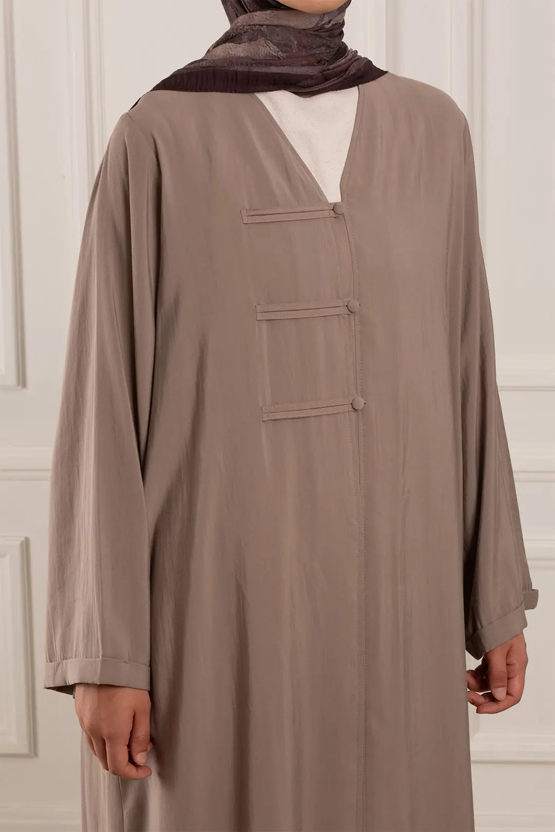 Birit Detaylı Modal Abaya Bej