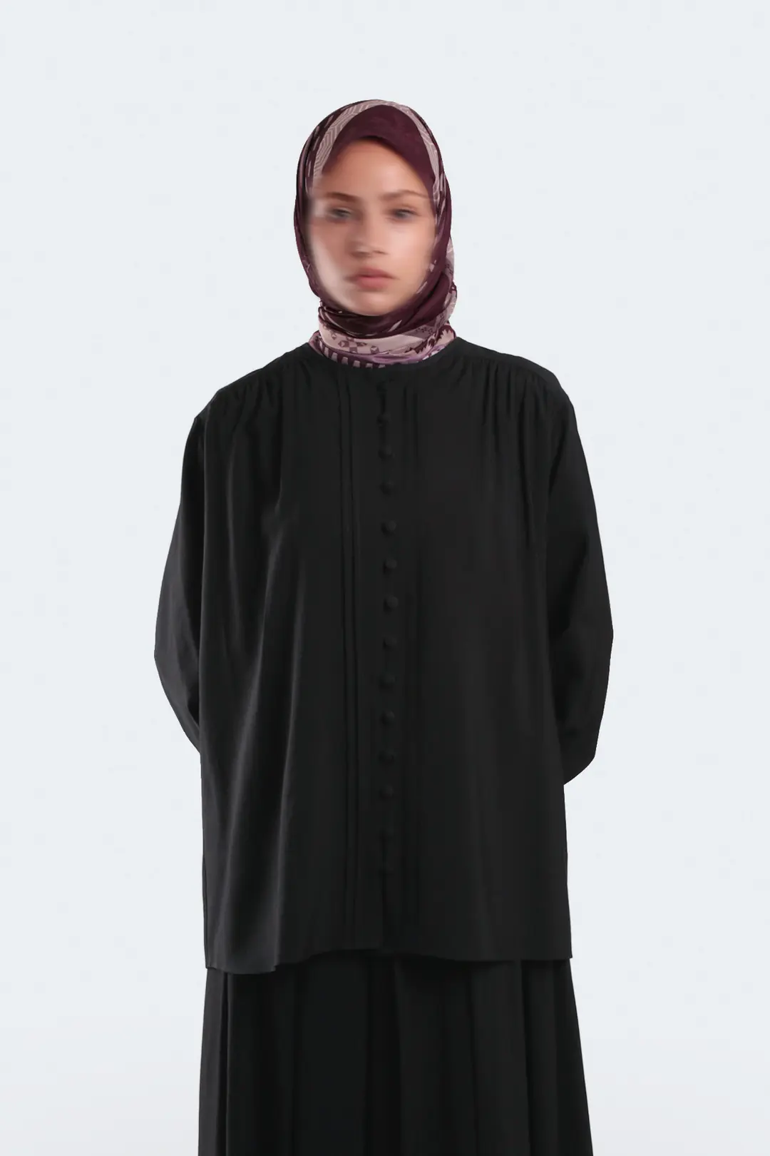 Omuzdan Büzgülü Nervür Detaylı Gömlek Siyah