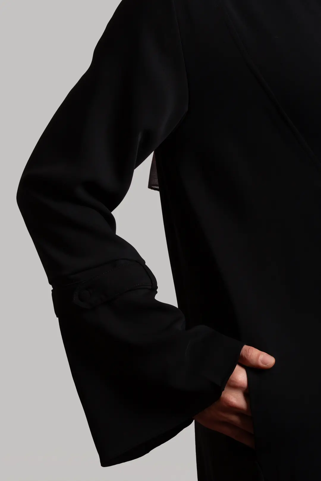 Spanish Cufflink Abaya Black 7