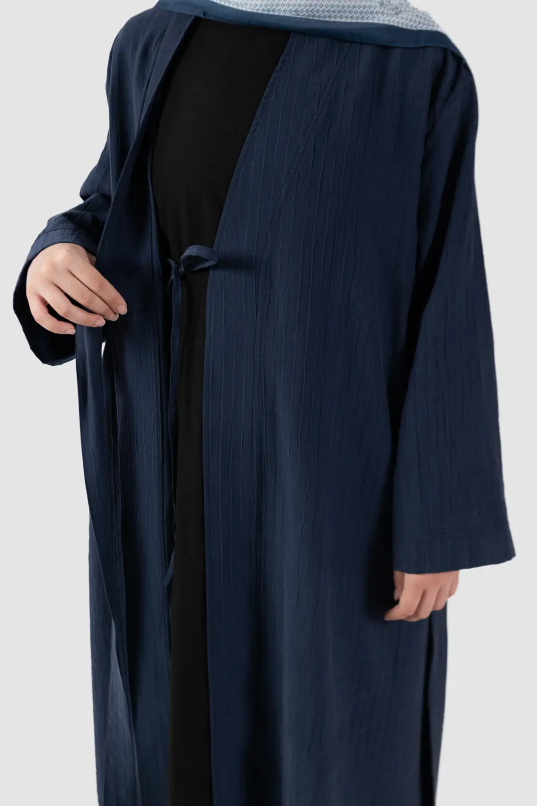 Çizgi Dokulu Tensel Abaya Lacivert 7