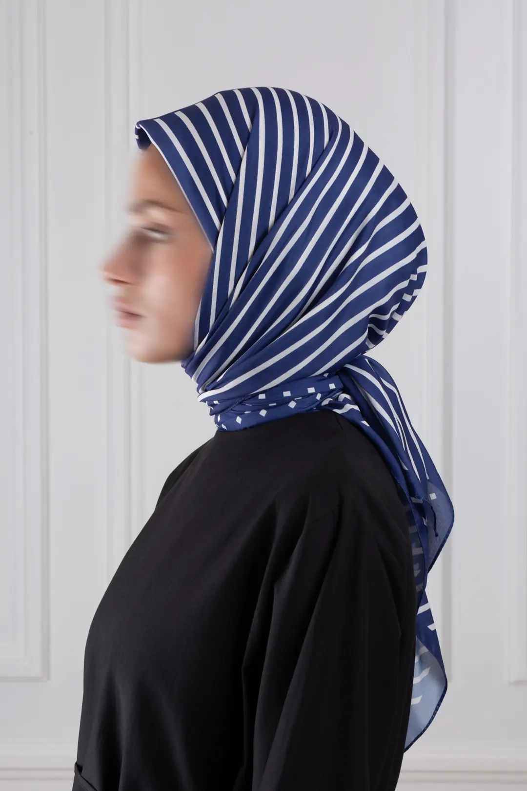 Çizgi Desenli Soft Eşarp Lacivert