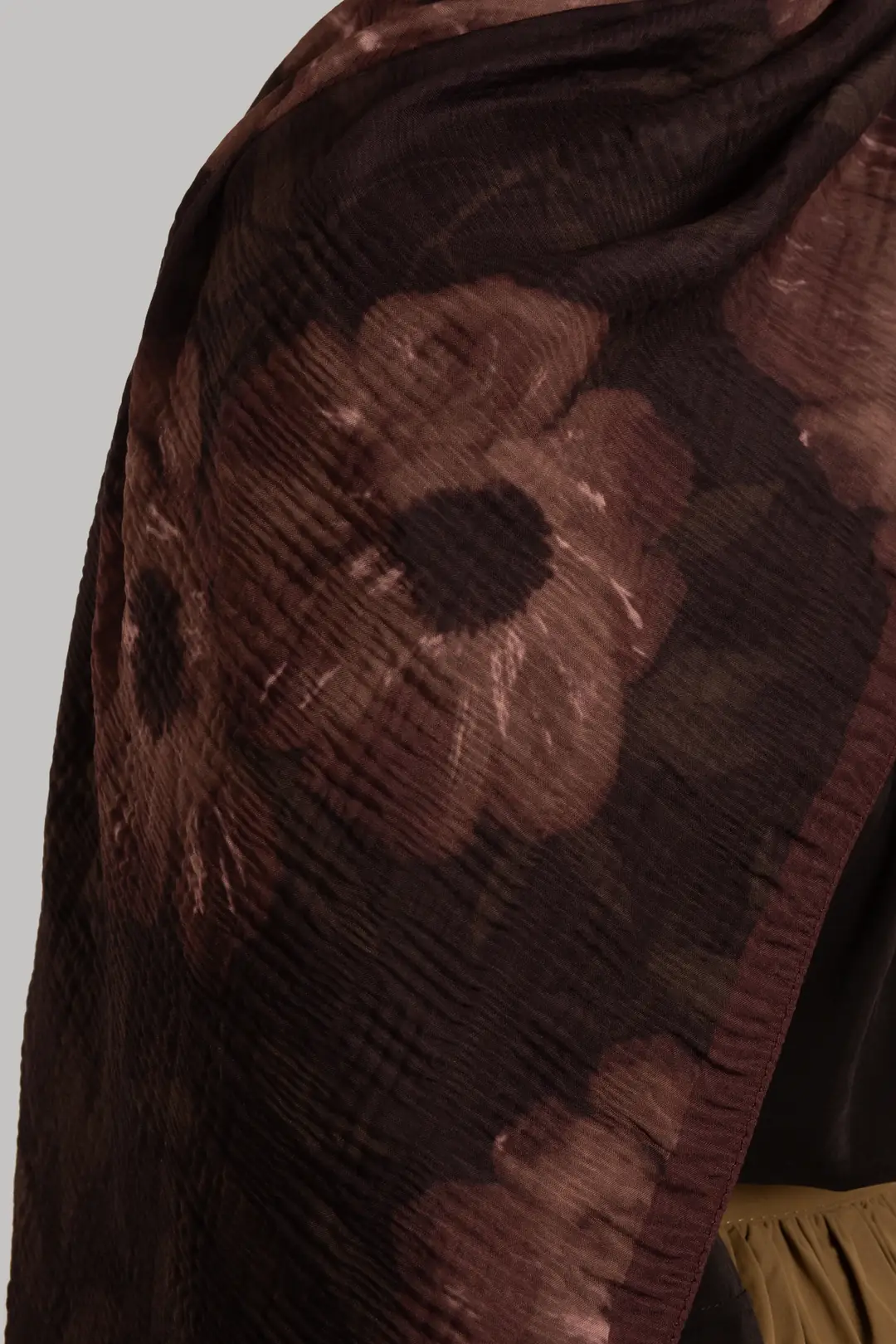 Autumn Bouquet Patterned Muslin Scarf in Coffee 5