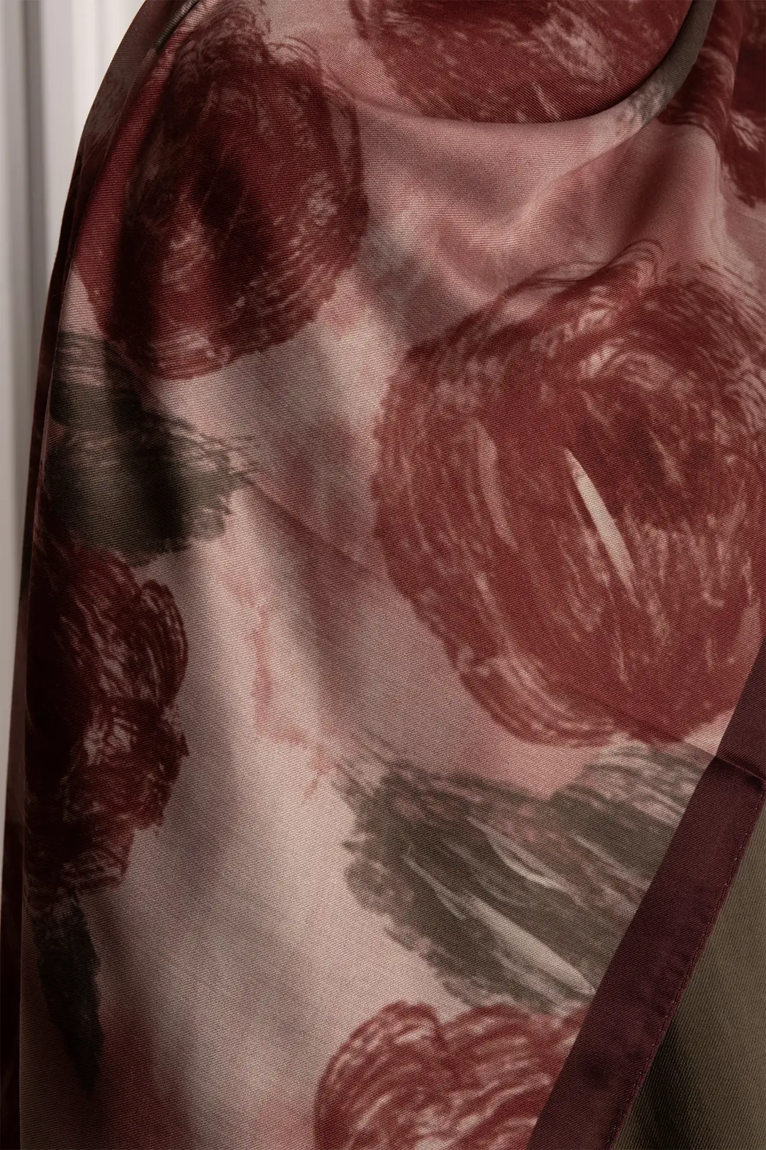 Cloud Roses Patterned Soft Scarf, Burgundy 5