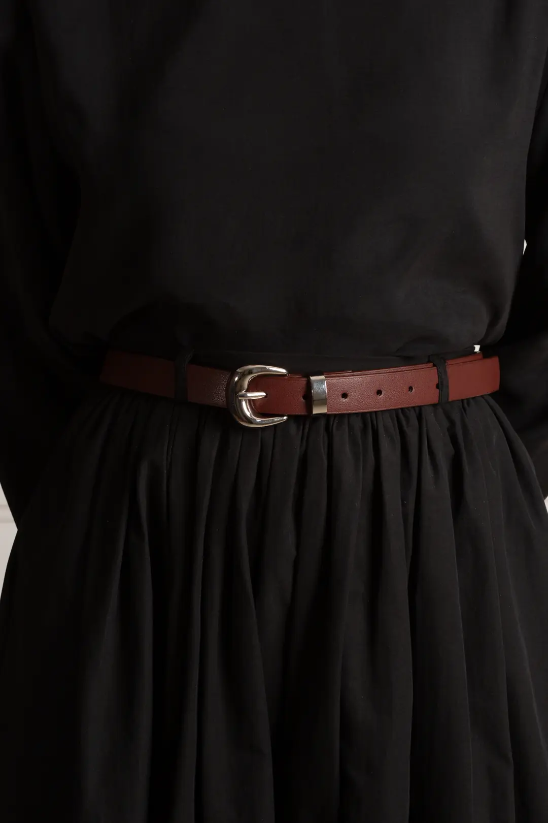 Thick Oval Buckle Leather Belt, Burgundy 3