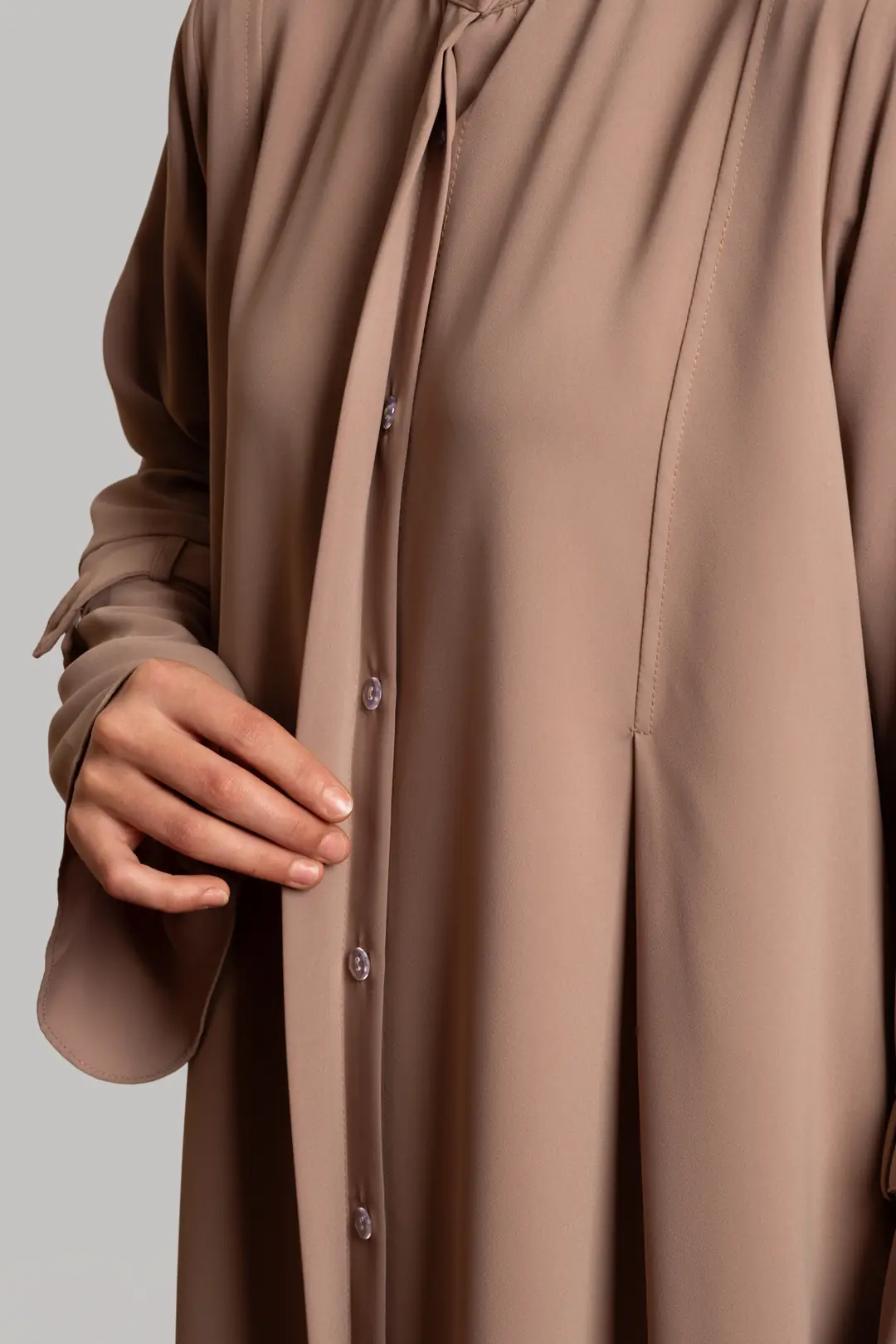 Spanish-style cufflink abaya, mink color. 7