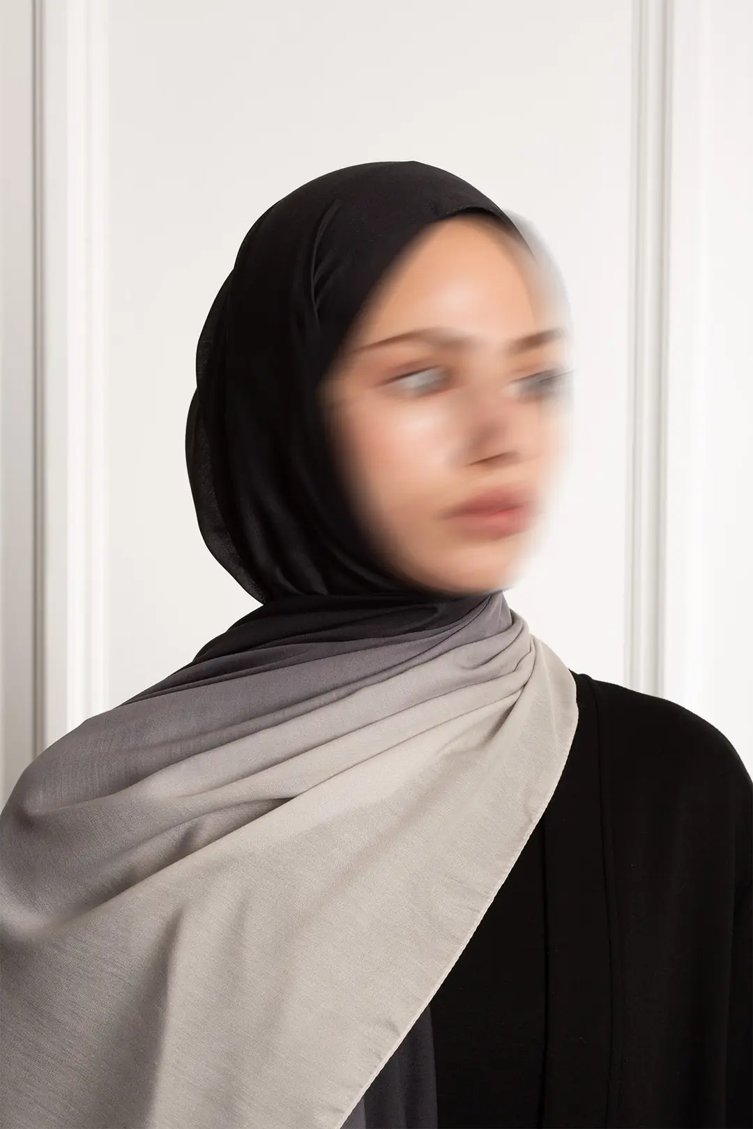 Gradient Soft Scarf Black 3