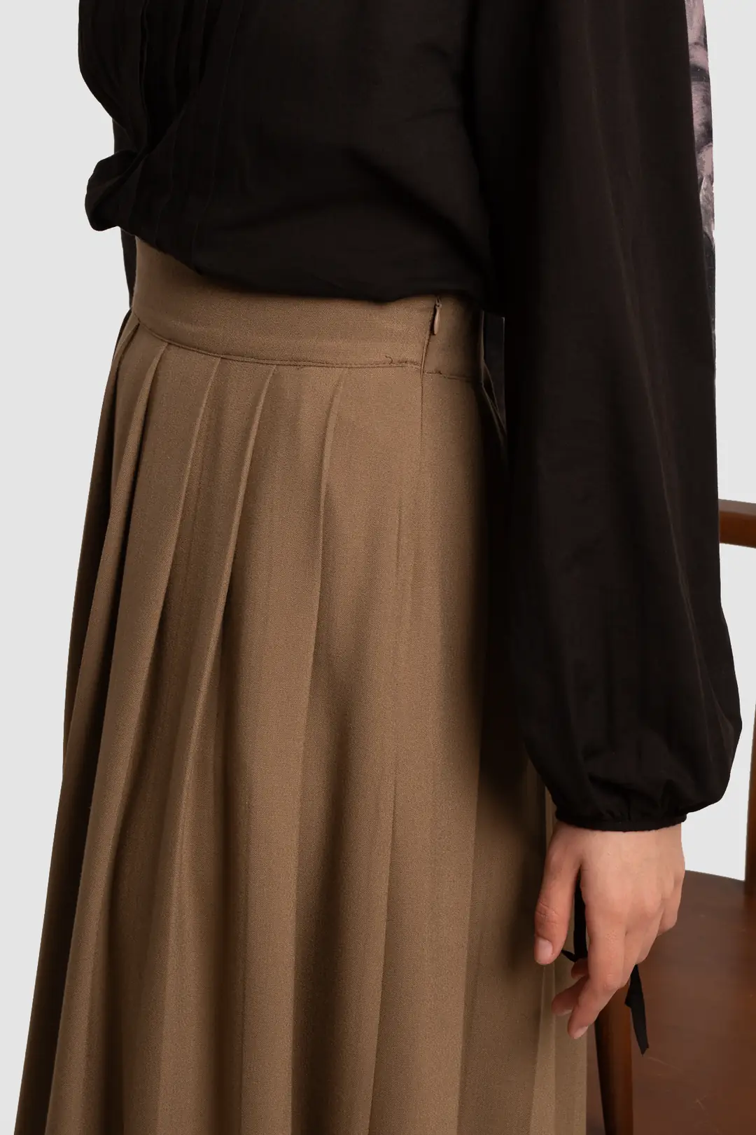 Pleated Viscose Skirt, Mink 3