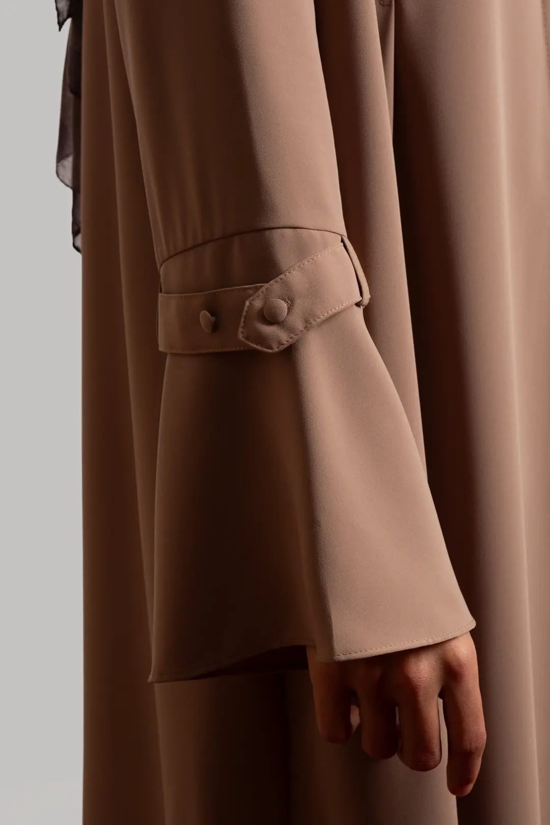 Spanish-style cufflink abaya, mink color. 9